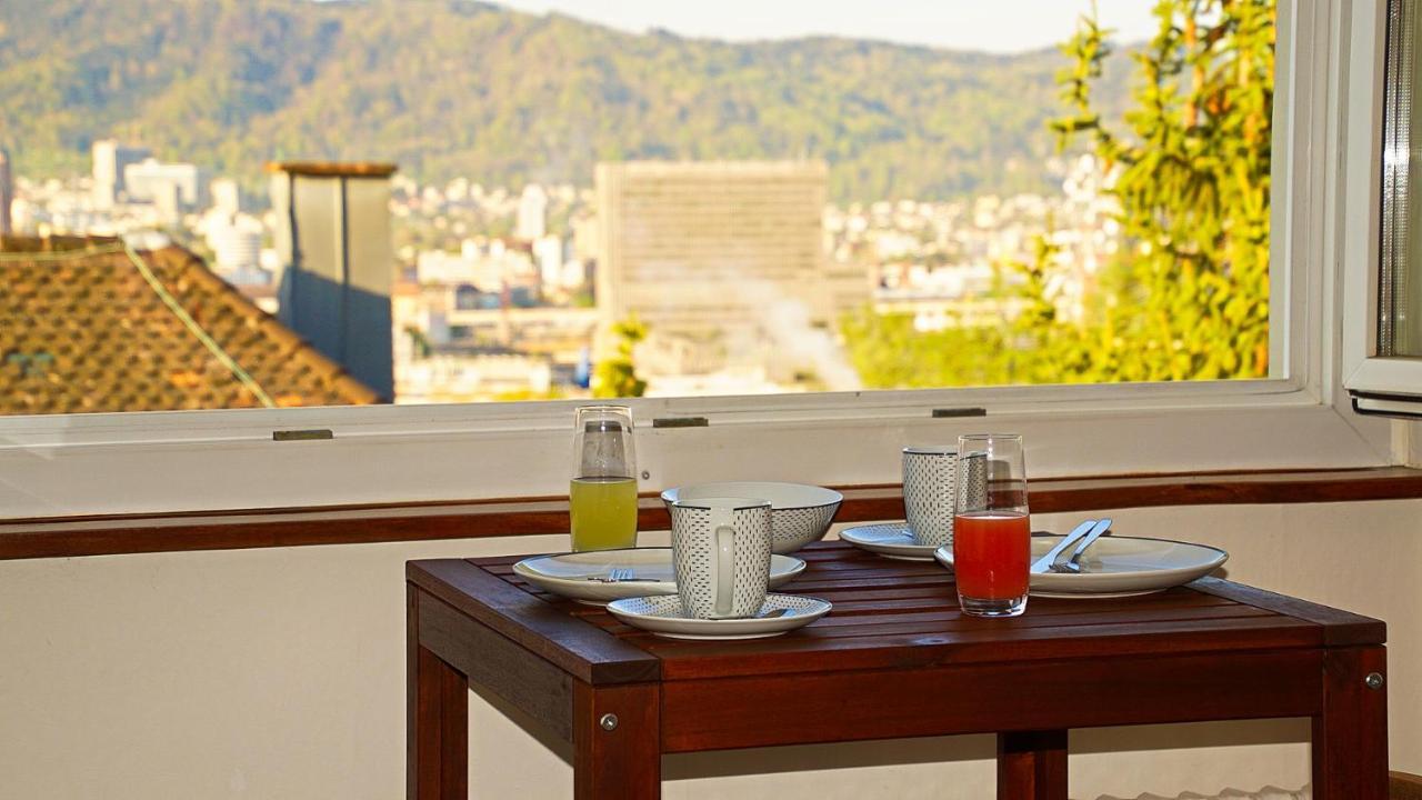 Helvetia 2 Zimmer Apartment Mit Parkplatz Zurich Exterior photo
