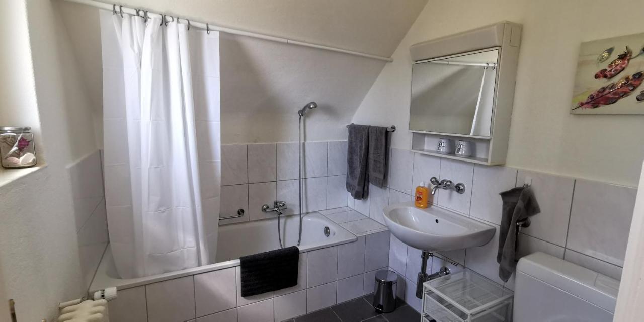 Helvetia 2 Zimmer Apartment Mit Parkplatz Zurich Exterior photo